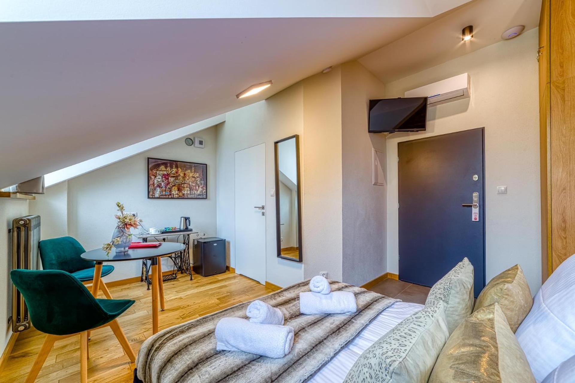 Hotel apartamentowy Delta Boutique 3*